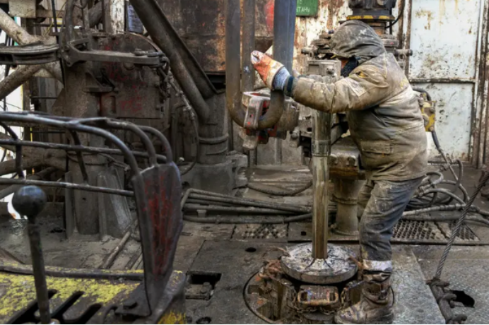 What Requirements Do Different Well Depths Place on Wellhead Tools?