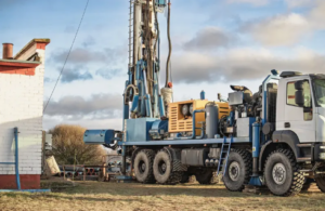 What geological conditions are trailer-mounted drilling rigs suitable for?